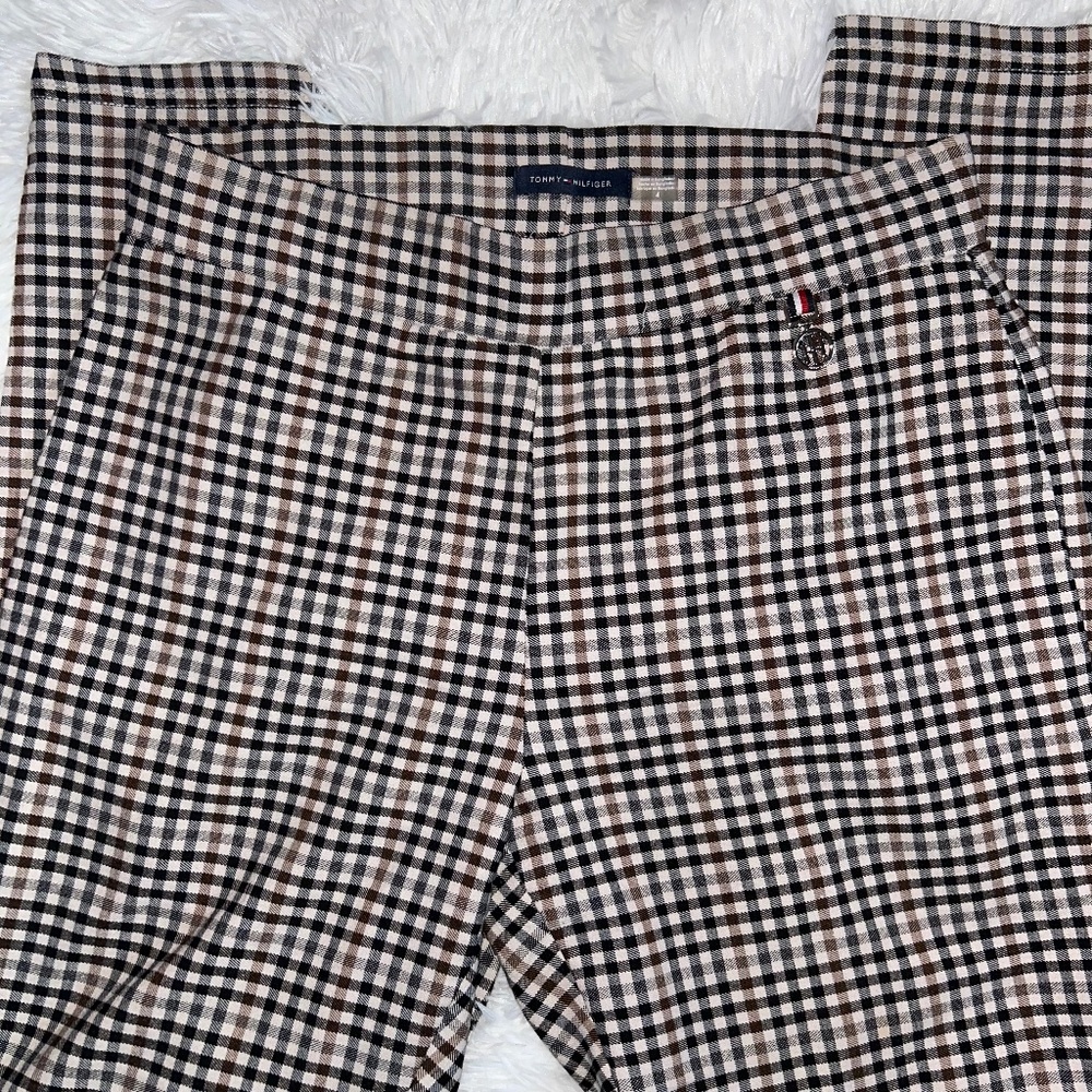 Casual Straight legged  Black, Creme, & Brown casual Plaid Tommy Hilfiger Pants